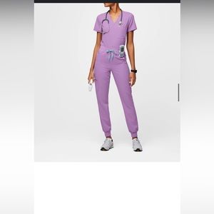 Figs Lilac Dawn set! Rafaela top xxl and petite Zamora high waisted joggers xxl.